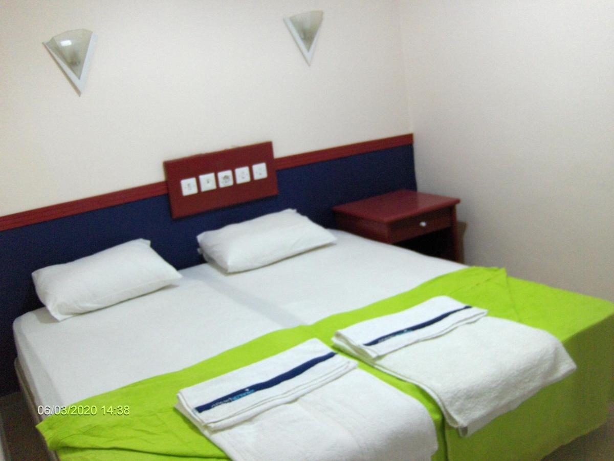 Odessa Otel Авсалар Екстериор снимка